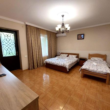 Apartamento Geo Kutaisi Exterior foto