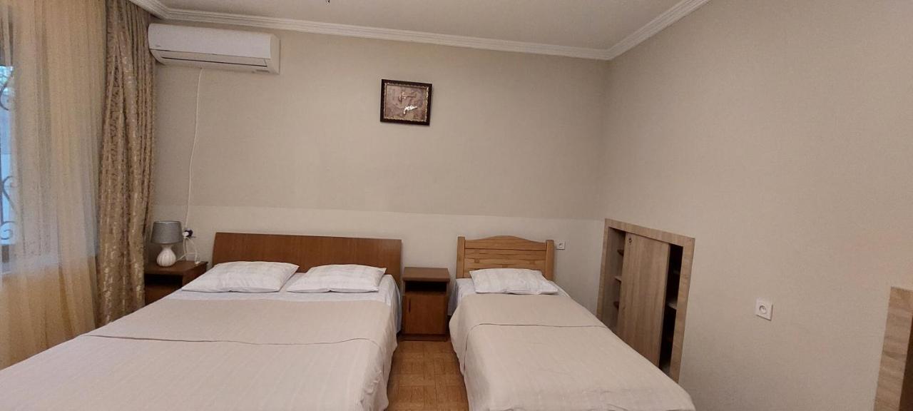 Apartamento Geo Kutaisi Exterior foto