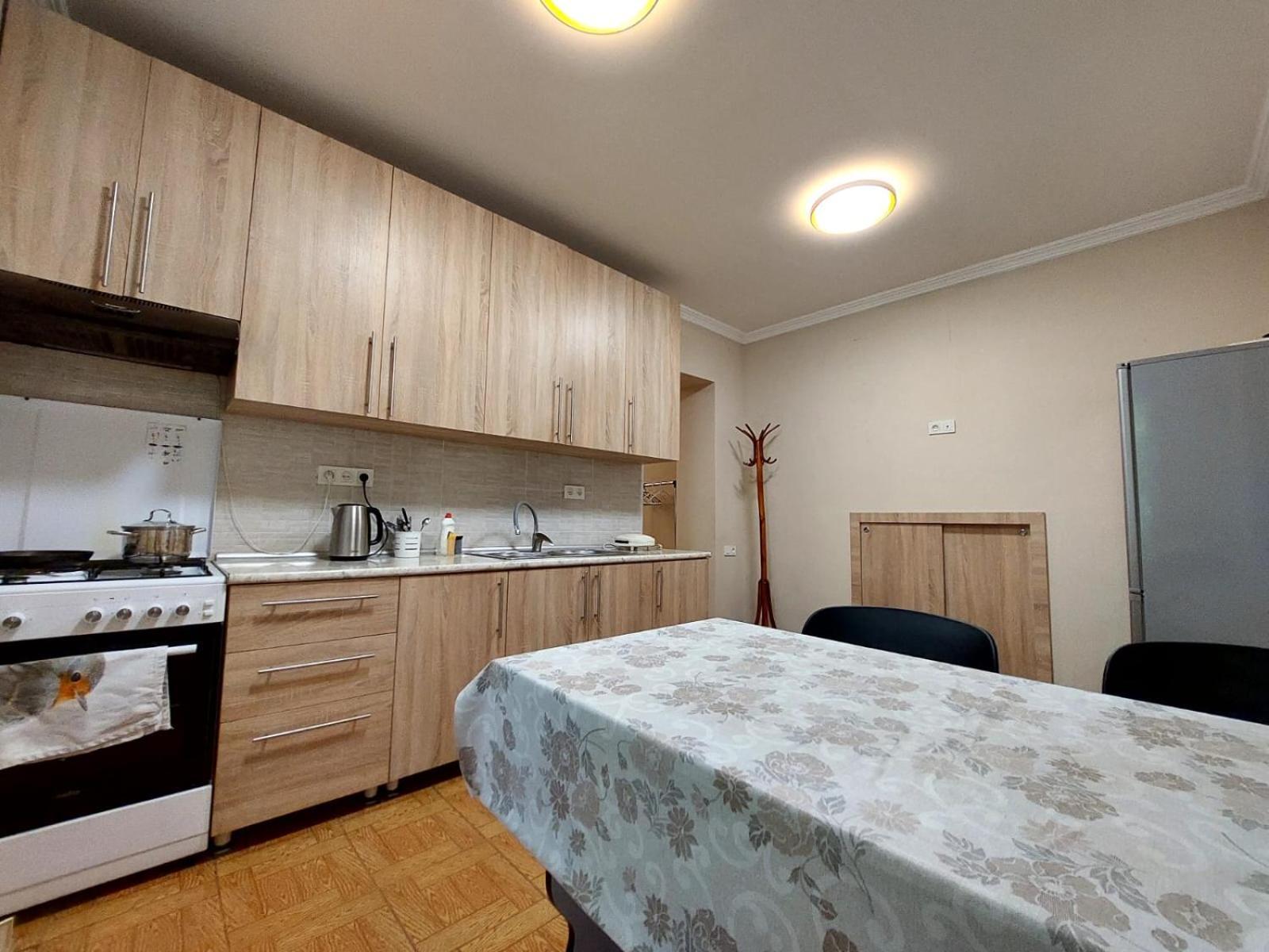 Apartamento Geo Kutaisi Exterior foto